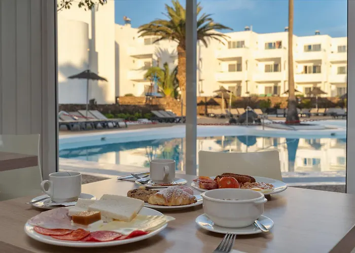 Hotel Siroco - Adults Only 18